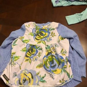 VGUC floral back lavender sweater